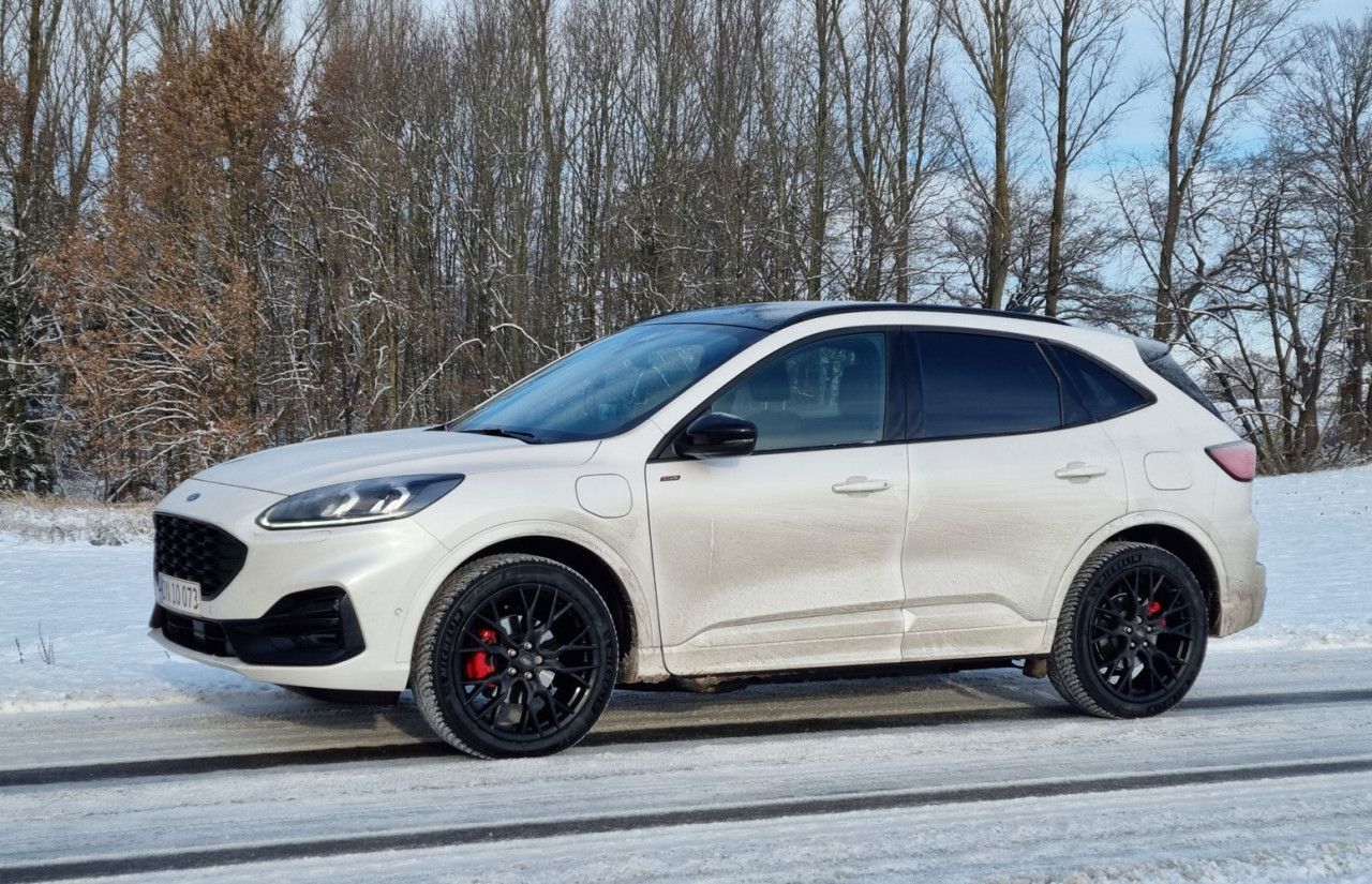 Ford Kuga PHEV: Populær plug-in med nye miljø-pe