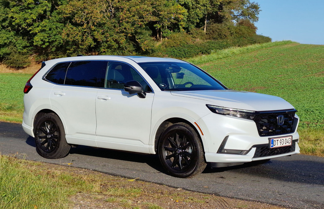 Honda-CR-V-E-PHEV-side-FE