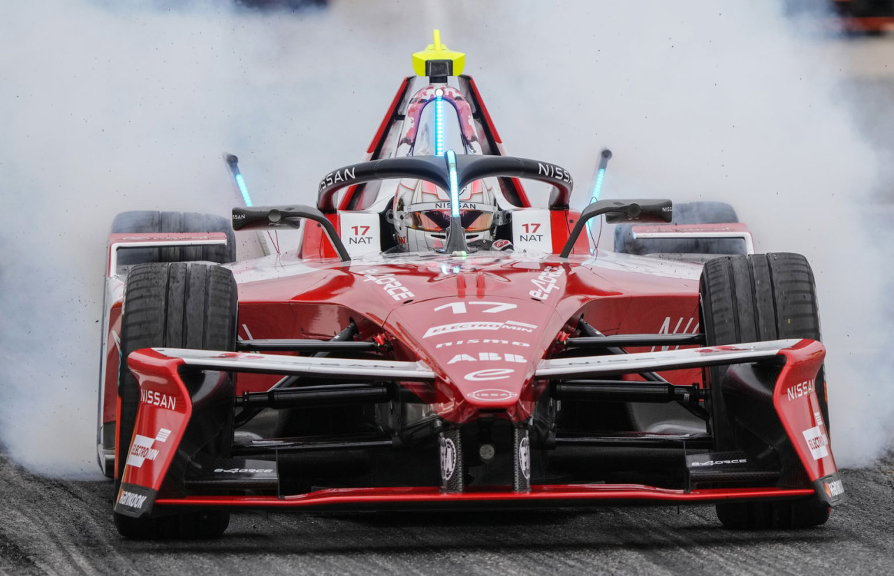 Formel E 2025:
Firehjulstræk – og hurtigere end i Formel 1