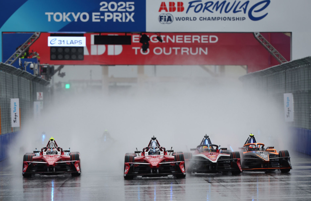 Tokyo E-Prix: Rowland og Nissan øger VM-føringerne med sejr og 2. pl
