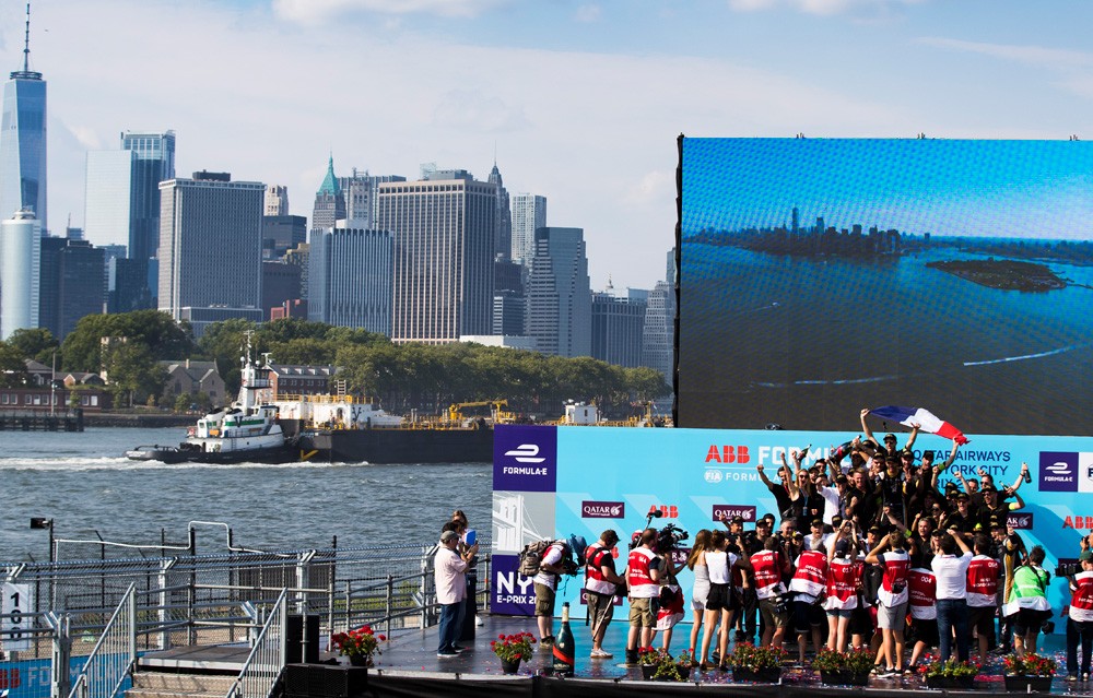 2018-NY-podium-FE