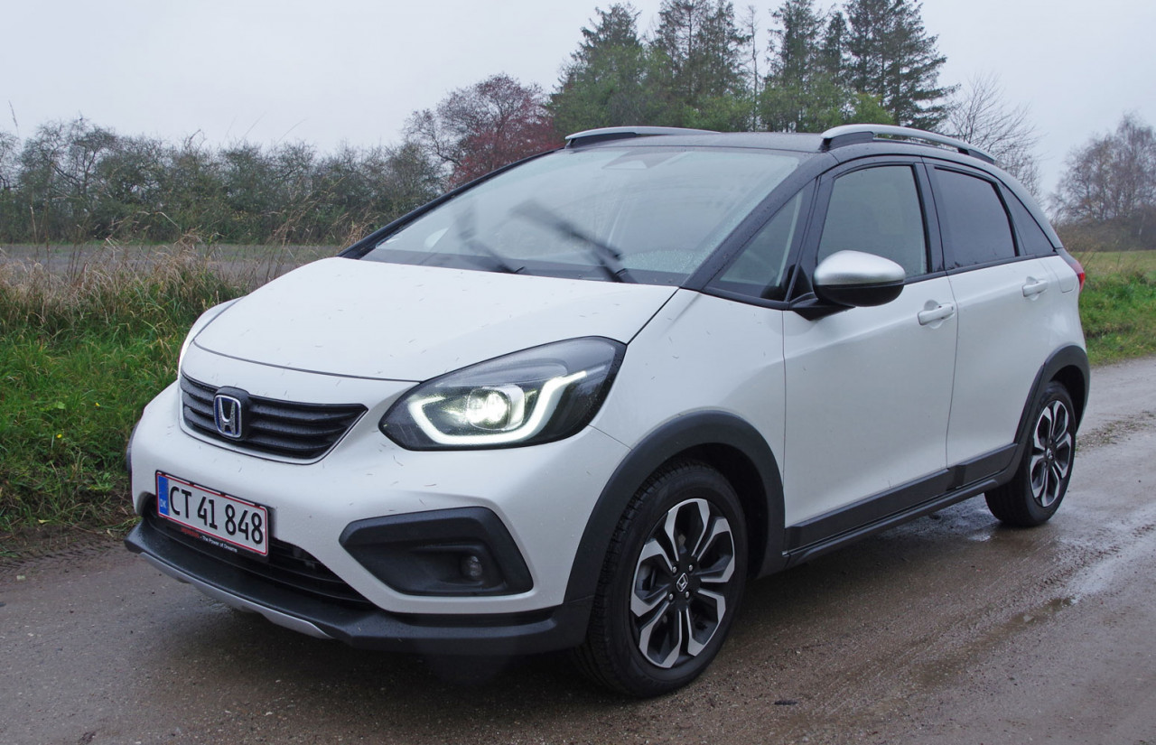 Honda-Jazz-Crosstar-FE