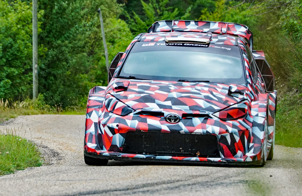 Toyota-GR-Yaris-WRC-Rally1-3-FE